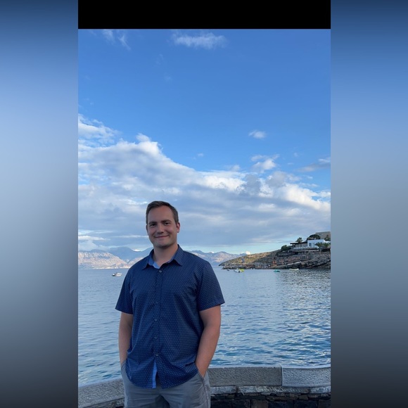 Profile Picture of Kyle Cauvel (@kylecauvel) on Poshmark