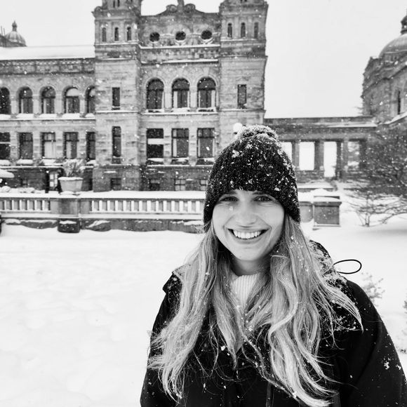 Profile Picture of Aneke Pretorius (@anekepretorius) on Poshmark