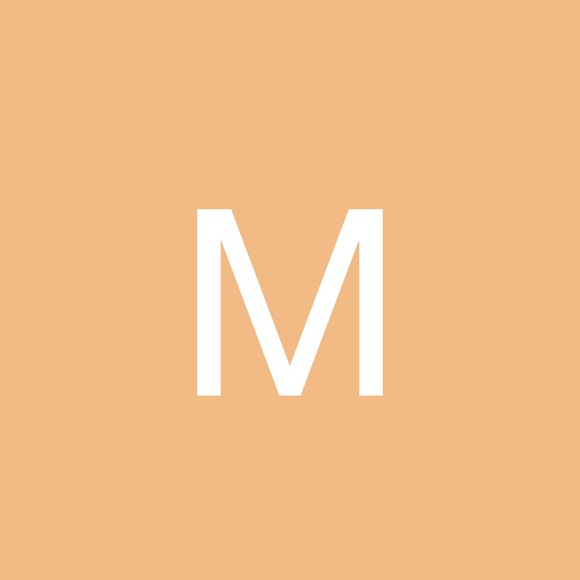Profile Picture of Maggie berman (@maggie_berman) on Poshmark