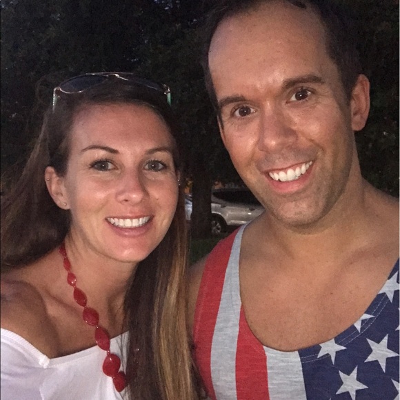 Profile Picture of Amanda Broomes (@mandikay8115) on Poshmark