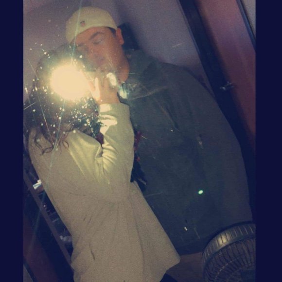 Profile Picture of Joshua Ross (@rossj2019) on Poshmark