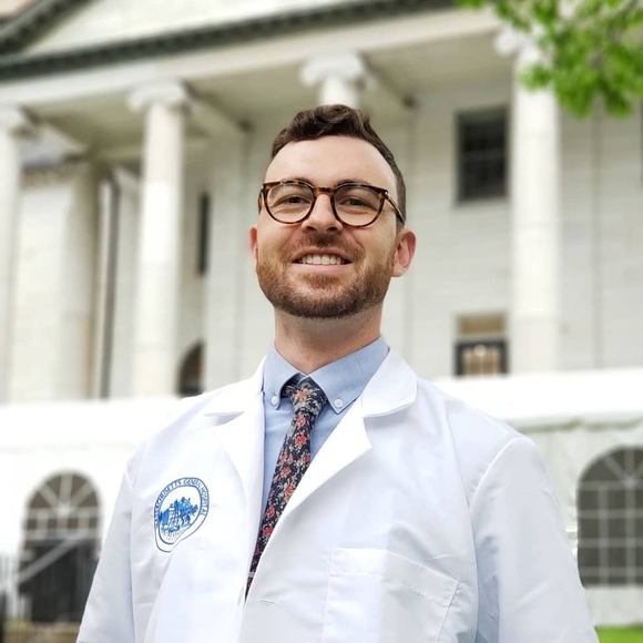 Profile Picture of Jason Kowitz (@jasonkowitz) on Poshmark