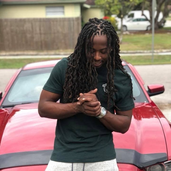 Profile Picture of Antonio Jenkins (@onemantrap4) on Poshmark