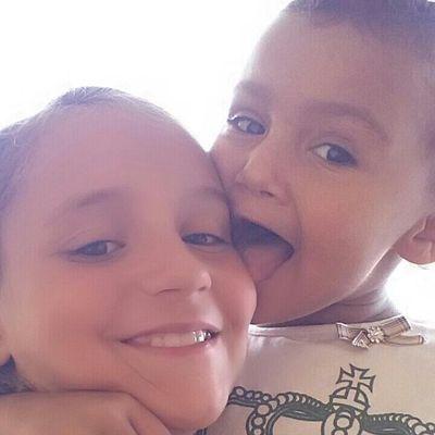 Profile Picture of Maria Mormile (@9b7f511e295c478) on Twitter