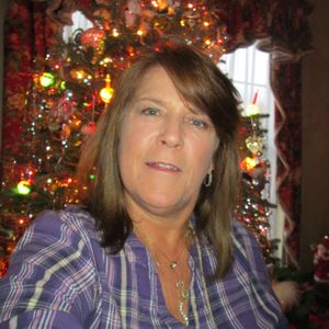 Profile Picture of Luray Greenwell (@itsmeluray) on Myspace