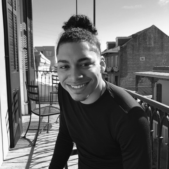 Profile Picture of Devonté Thompson (@citeece) on Poshmark