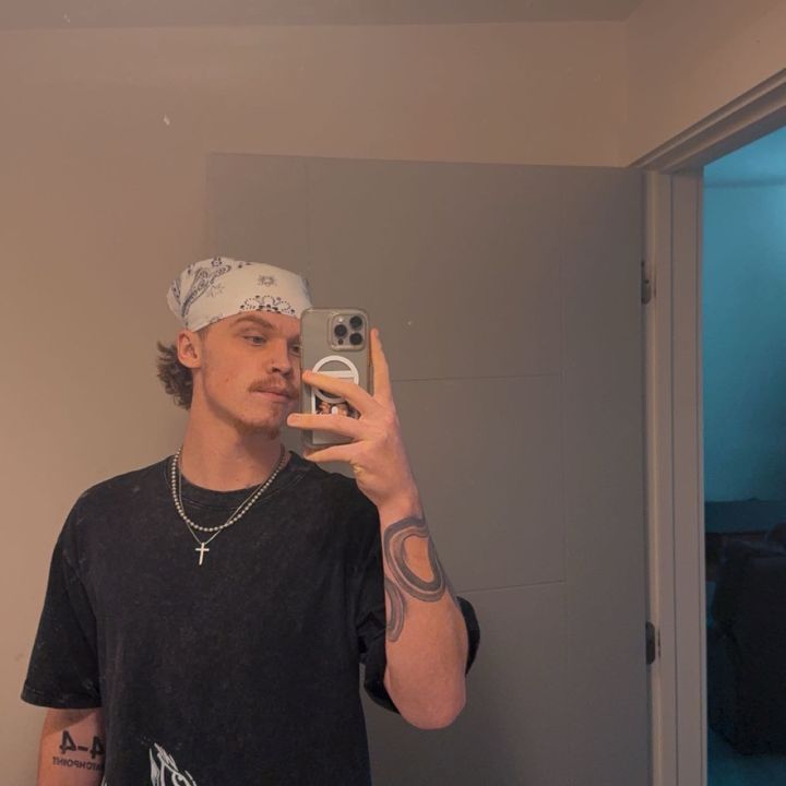 Profile Picture of landen cantrell (@landen_cantrell) on Tiktok