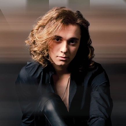 Profile Picture of   Max Parker... (@maxparkerofficial) on Tiktok