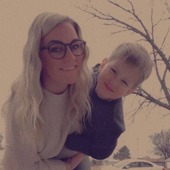 Profile Picture of Katelyn Potter (@katelynpotter) on Poshmark