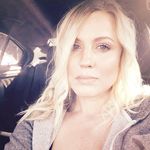 Profile Picture of Angela Clousher (@artbyangelaclousher) on Instagram