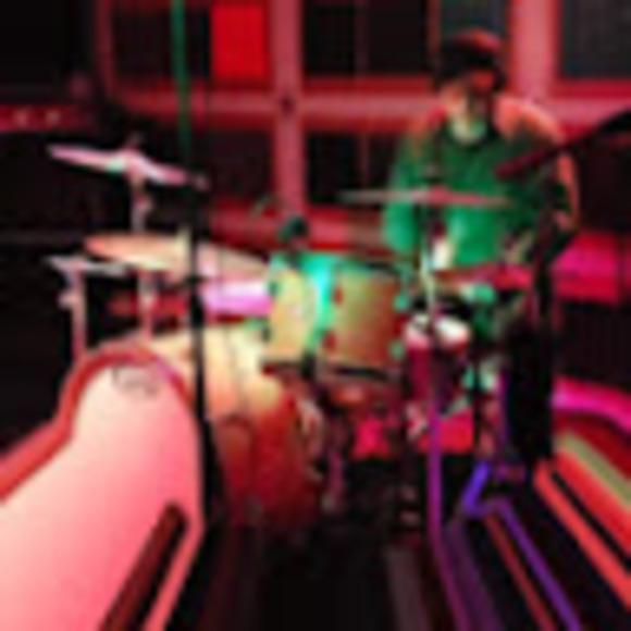 Profile Picture of Johnny Belluzzi (@johnnybelluzzi) on Poshmark