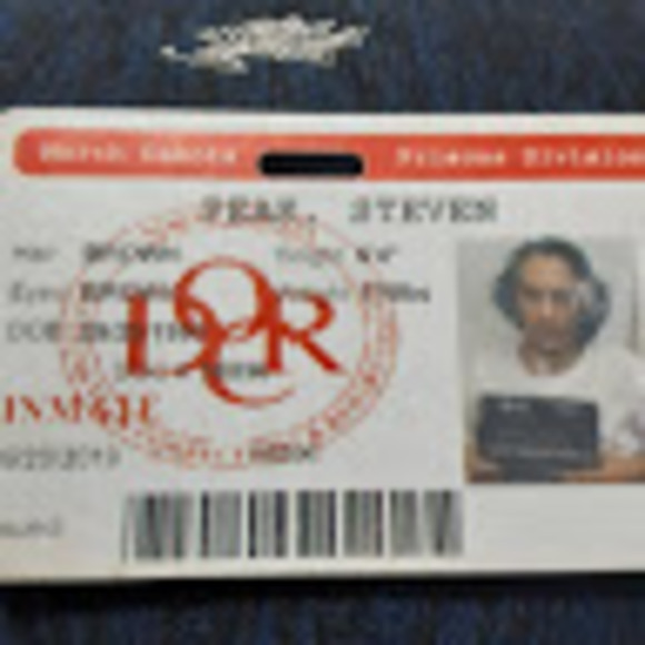 Profile Picture of Steven Peak (@peakfamilylove7) on Poshmark