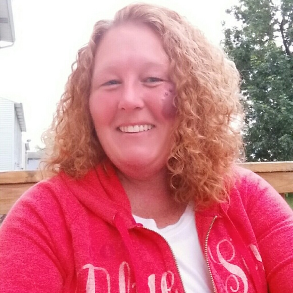 Profile Picture of Erika Staub (@estaub1189) on Poshmark