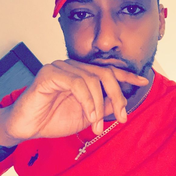 Profile Picture of Chris Costa (@chriscosta365) on Poshmark