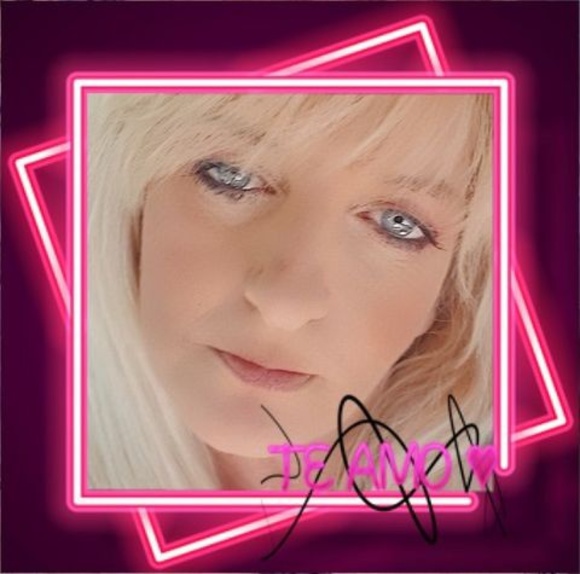 Profile Picture of Kirsten Conquest (@kierarocks1120) on Poshmark