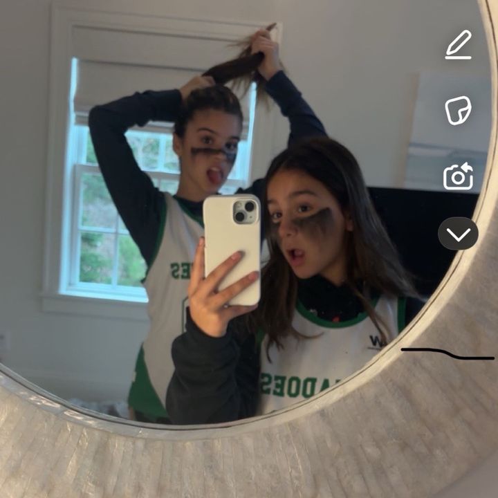Profile Picture of Lilly (@lilly.glick23) on Tiktok
