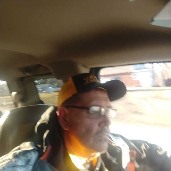 Profile Picture of Gary Pleva (@walleyejunkie) on Poshmark