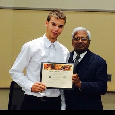 Profile Picture of Sheldon Daniel (@sheldon__daniel) on Twitter