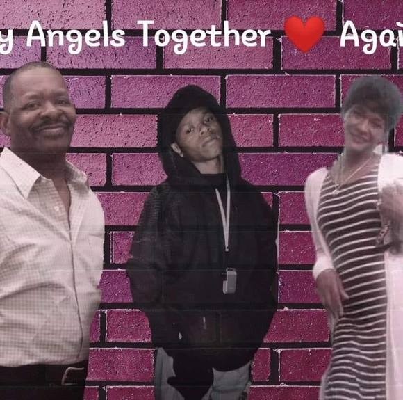 Profile Picture of Lashonda Carroway (@lcarroway11) on Poshmark