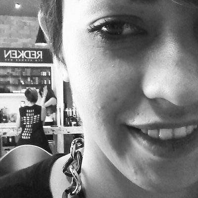 Profile Picture of Aracely Aguilar (@aracely17062305) on Twitter