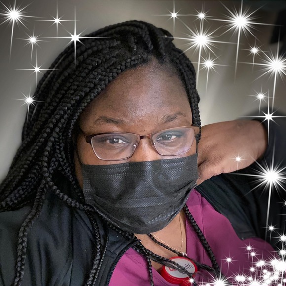 Profile Picture of T'andrea Mosby (@mosbytandrea) on Poshmark