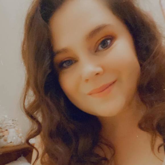 Profile Picture of Virginia Keating (@missy2424) on Poshmark