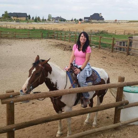 Profile Picture of Cami Caudill (@camic7) on Poshmark