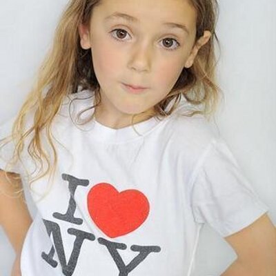 Profile Picture of Gemma Devine (@DevineGemma) on Twitter