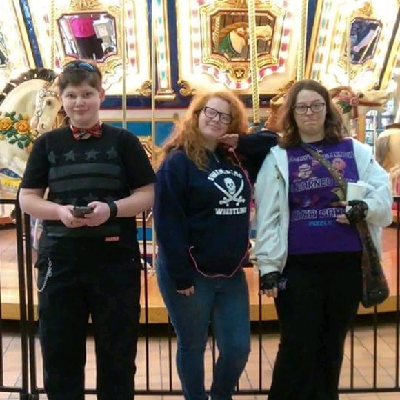 Profile Picture of Jhorden Hankins (@jhordenhankins) on Poshmark