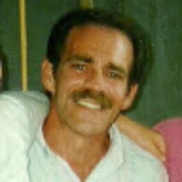 Profile Picture of Charlie Kuffrey (@charliekuffrey) on Poshmark