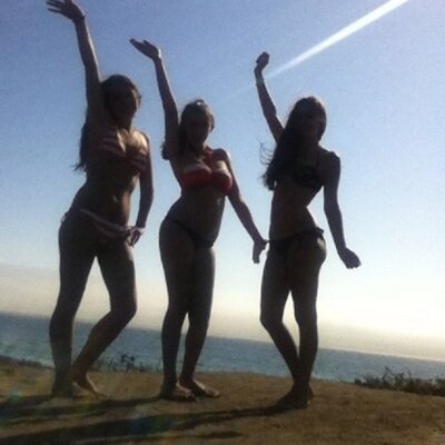 Profile Picture of Julia Corrales (@juliamcorrales) on Twitter