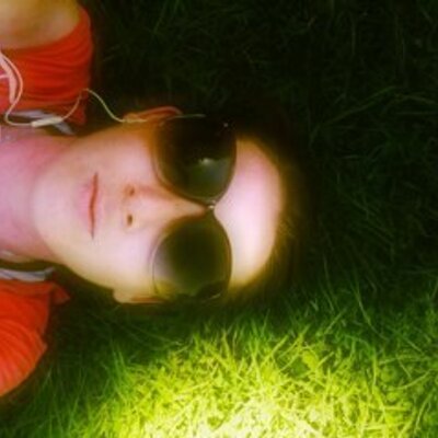 Profile Picture of Kelli Hodge (@Kelli_Cat) on Twitter