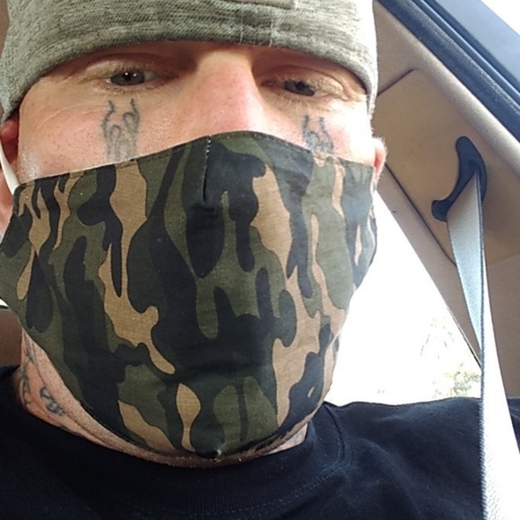 Profile Picture of Matthew Schumacher (@bloodhound2316) on Poshmark