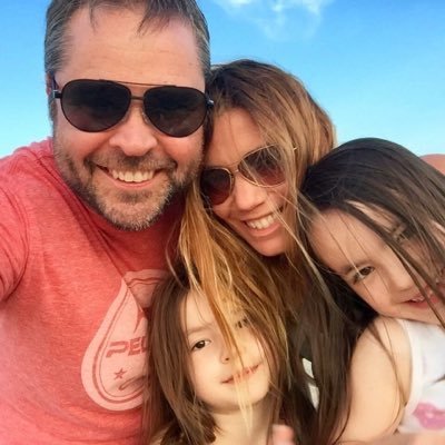 Profile Picture of Jonathan Helfman (@jhelfman) on Twitter