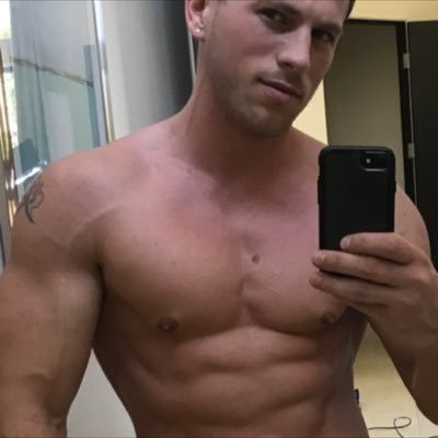 Profile Picture of Roman Todd (@RomanTodd4) on Twitter