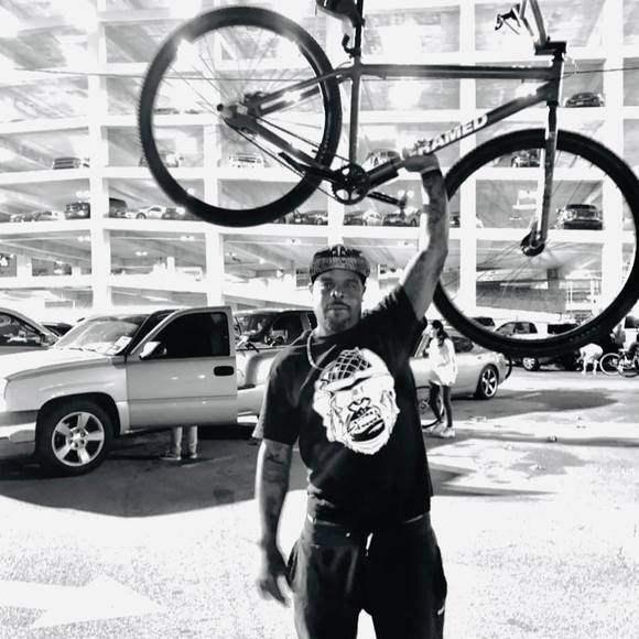 Profile Picture of Kris Byrd (@greenbayfan2718) on Poshmark