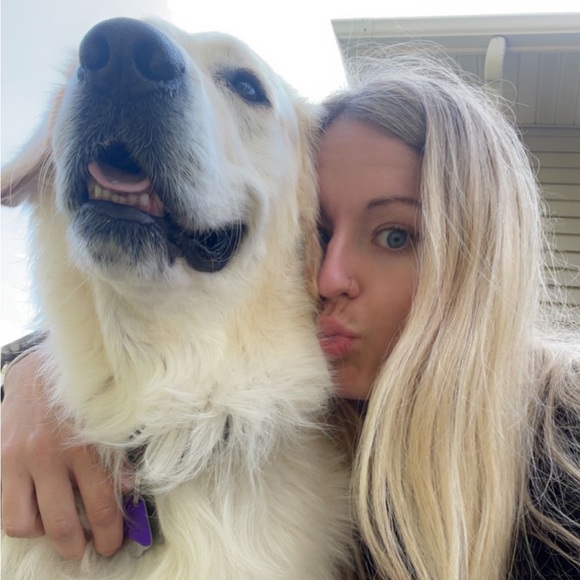 Nina Habada - Poshmark Profile Picture of Nina Habada (@nina_habada) on Poshmark