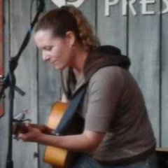 Profile Picture of Chrissy Mitchell (@cminkmitchell) on Twitter