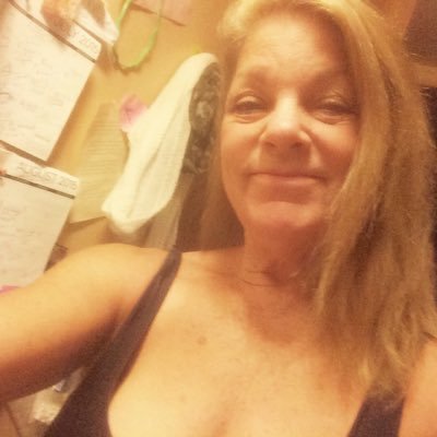 Profile Picture of Jan Jeffries (@jeffries_jan) on Twitter