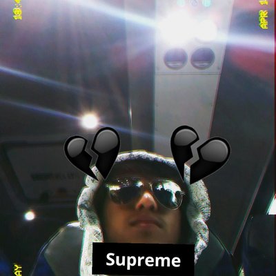 Profile Picture of Ismael (@mae_sleepy) on Twitter