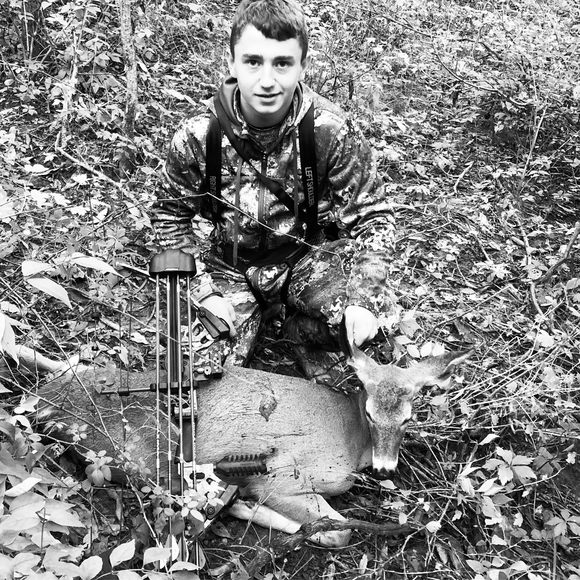 Andrew Schaefer - Poshmark Profile Picture of Andrew Schaefer (@andrew233456) on Poshmark