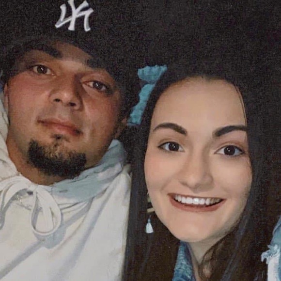 Profile Picture of Holden Attales (@holdenray12) on Poshmark