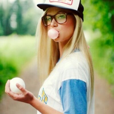 Profile Picture of Naomi Walters ♡ (@NaomiWalterSays) on Twitter