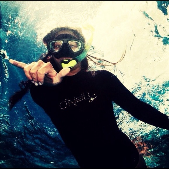 Profile Picture of Kirsten Fujitani (@kfujifilm) on Poshmark