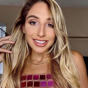 Profile Picture of Lucy Stella734 (@lucystella734) on Tiktok