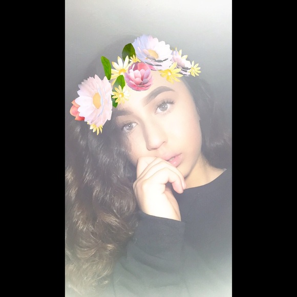Profile Picture of Jaelin Collazo (@jaelin_jade) on Poshmark
