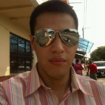 Profile Picture of Derek Salazar (@hkmark1214) on Twitter