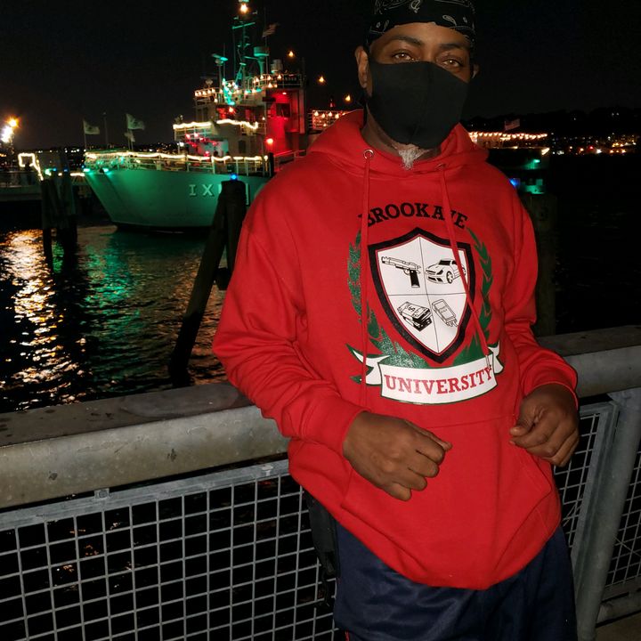 Profile Picture of Kelly James (@@kellyjames427) on Tiktok