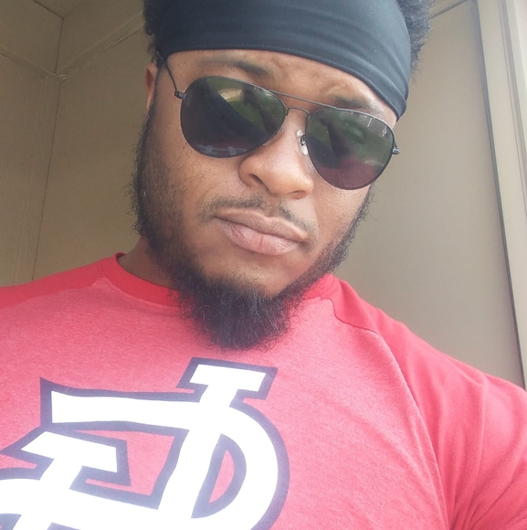 Profile Picture of Pierre Williams (@pierrewillia578) on Poshmark