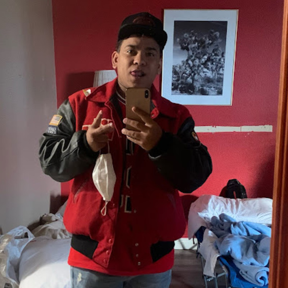 Profile Picture of Luis mariano Acuna reyes (@luisa010307) on Poshmark